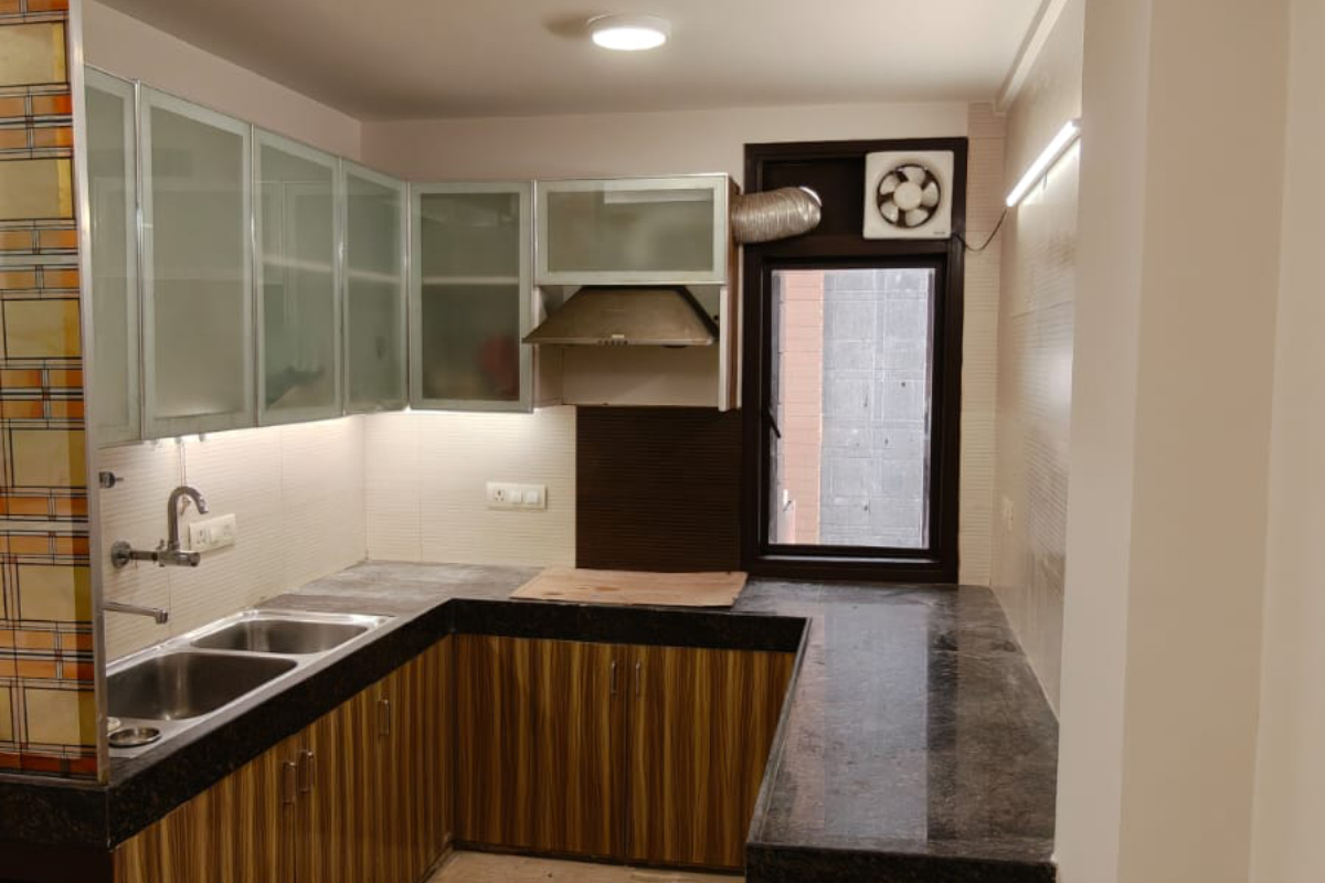 Premium flat in Vidhan Sabha area